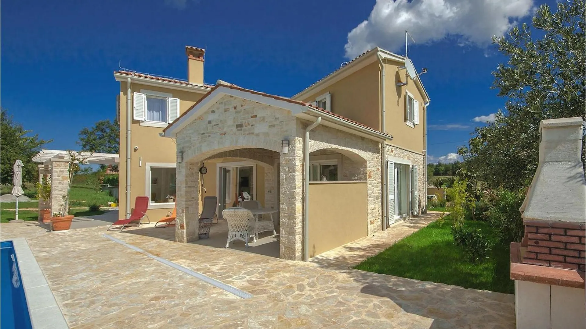 Villa Larisa Porec 0*,  Croatia