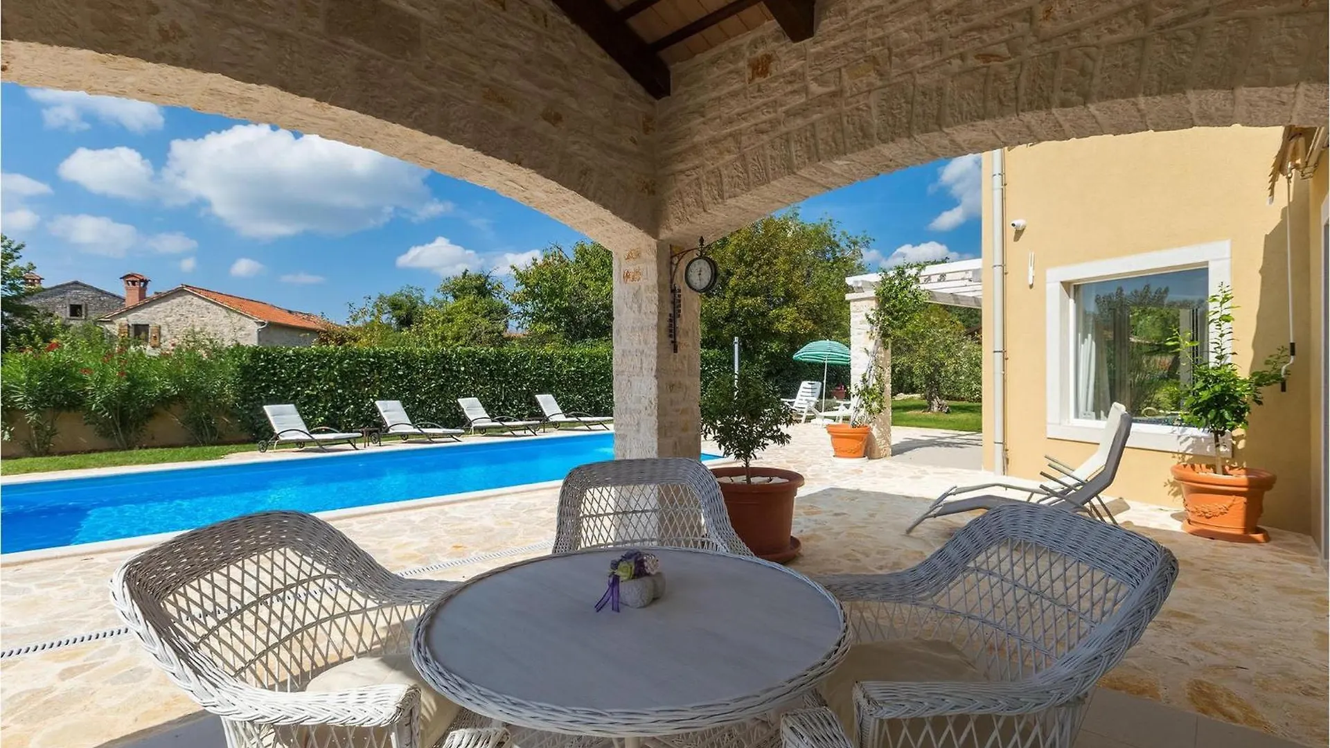 Villa Larisa Porec 0*,
